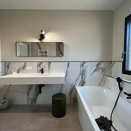 Le Petit De Pianottoli-caldarello * Pianottoli-Caldarello (Corsica)