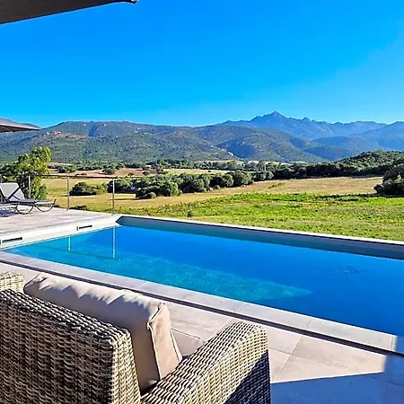 Le Petit De Pianottoli-caldarello Hotel Pianottoli-Caldarello (Corsica)