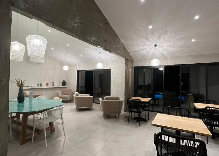 Le Petit De Pianottoli-caldarello Pianottoli-Caldarello (Corsica)