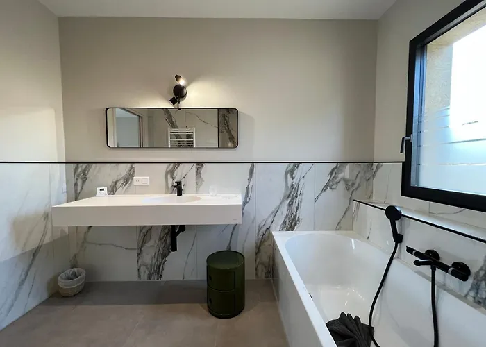 Le Petit De Pianottoli-caldarello * Pianottoli-Caldarello (Corsica)